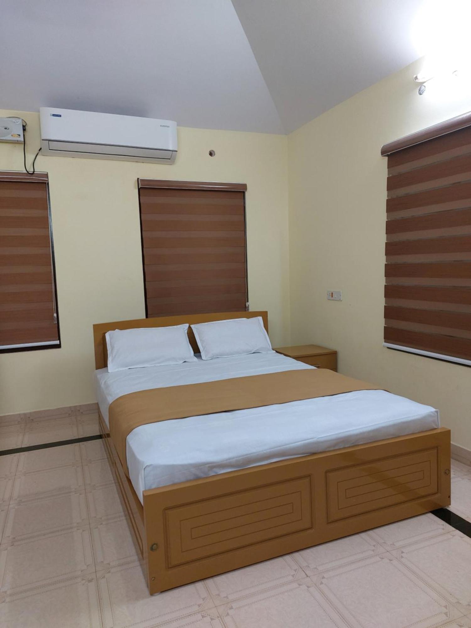 Water Gate Tourist Home And Resorts Mundrothuruth Exterior foto